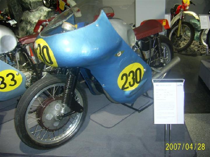 sa400198 111.jpg